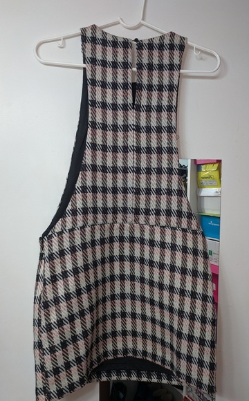 SOLD ** ROMPER 🌷💐🌺 - Picture 2 of 4